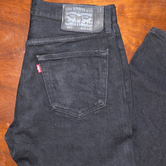 501 Levi’s black 33x30 button up - Picture 3 of 6